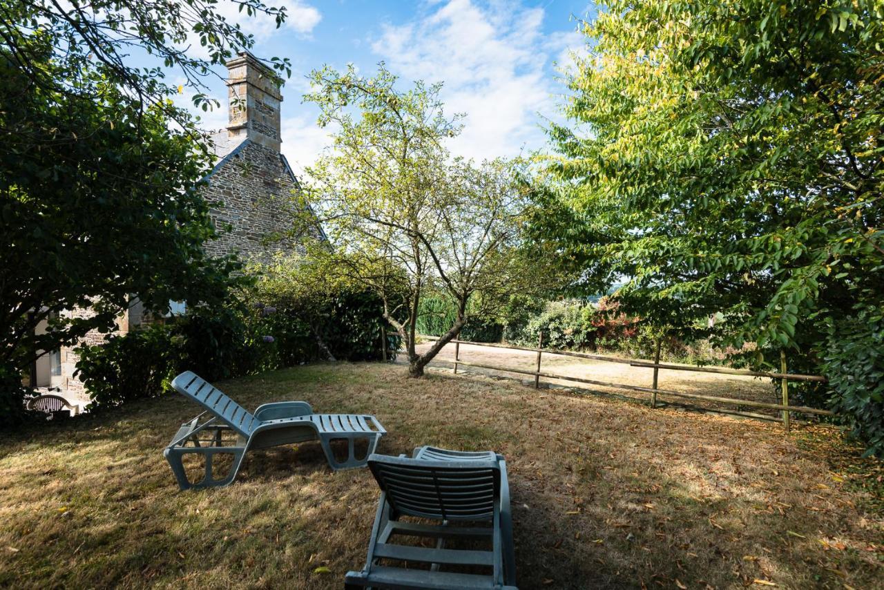 Gite De Charme Avec Spa, Baie Du Mont St Michel Sougéal المظهر الخارجي الصورة