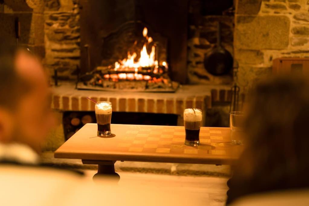 Gite De Charme Avec Spa, Baie Du Mont St Michel Sougéal المظهر الخارجي الصورة